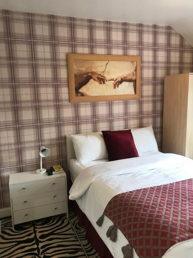 Rosewood Lodgings Special Offer For Student On Long Stay Манчестър Екстериор снимка
